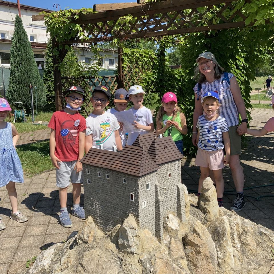 Sleepover and Trip Y1