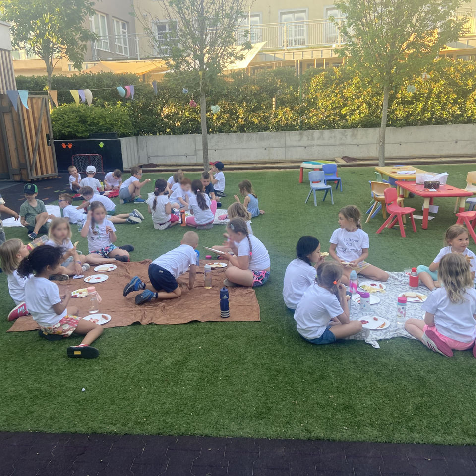 Sleepover and Trip Y1