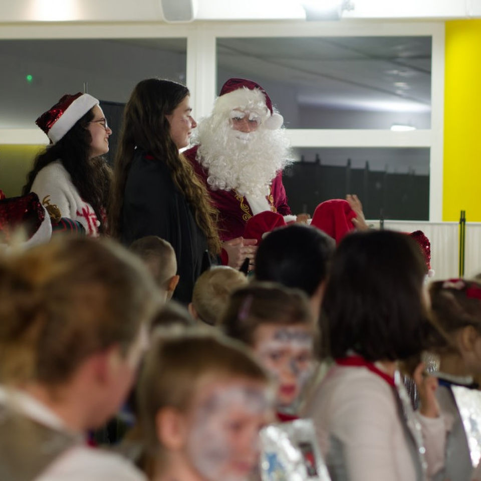 Christmas Performance - Horský park