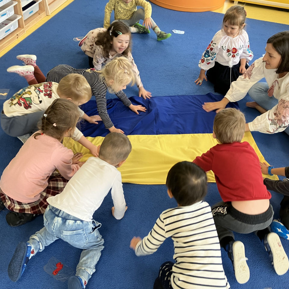 Parent project - Around the World