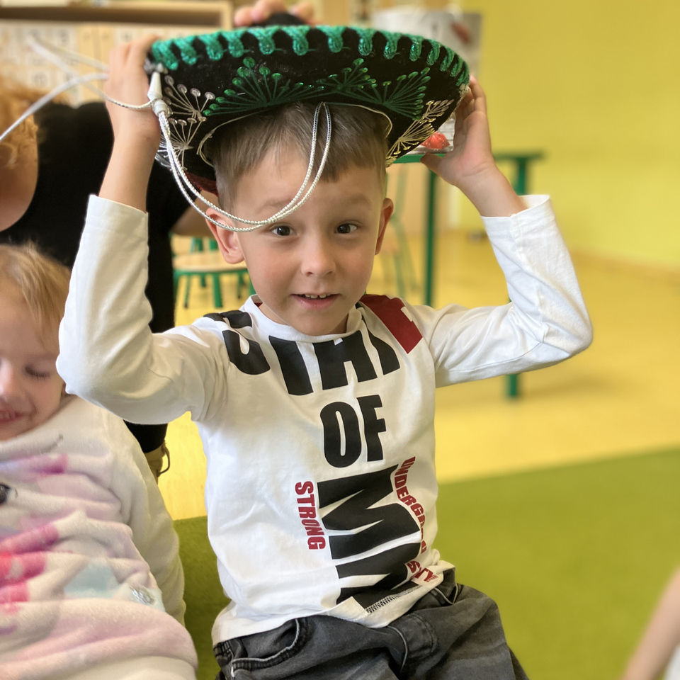 Parent project - Around the World