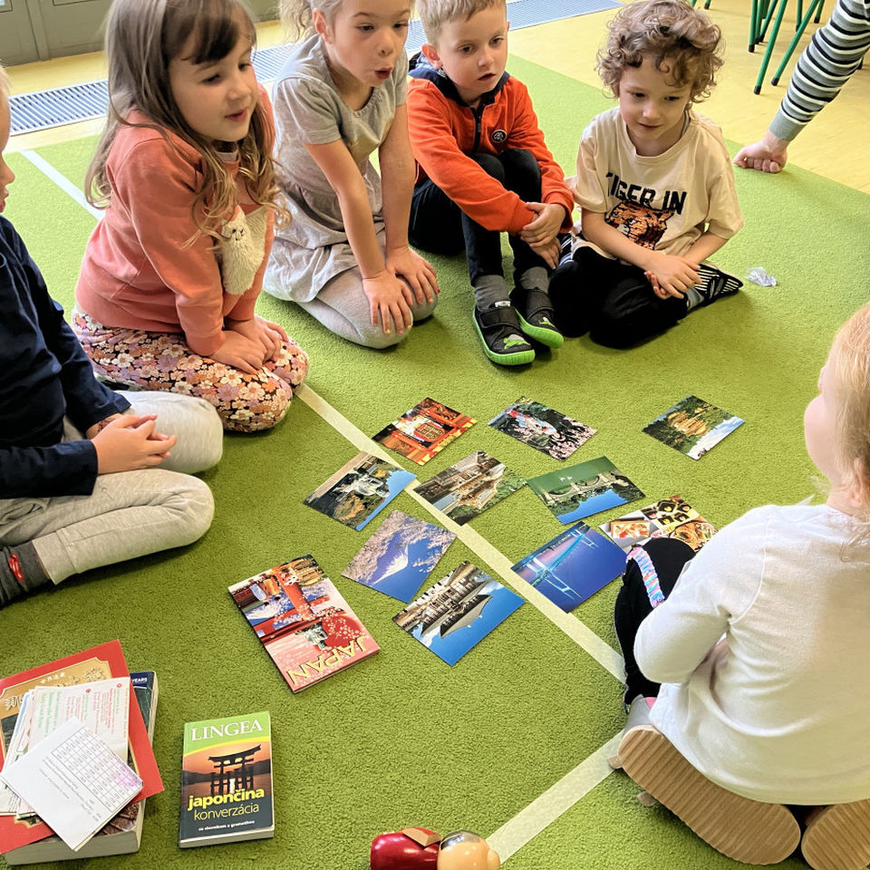 Parent project - Around the World