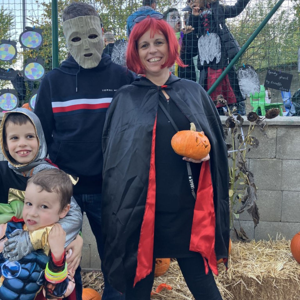 Pumpkin carving with parents