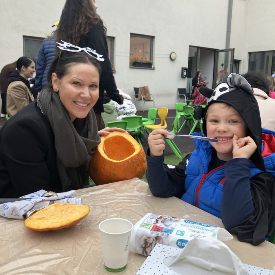 Pumpkin carving with parents