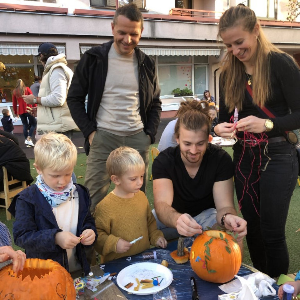 Pumpkin carving with parents