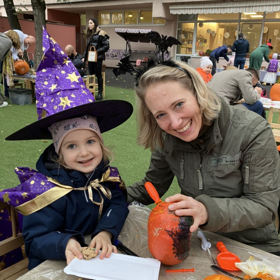 Pumpkin carving with parents