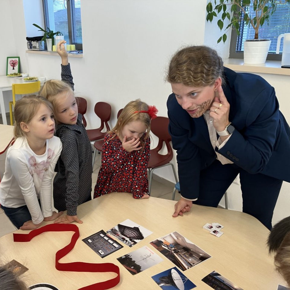 We Love Science - Scientific Experiments