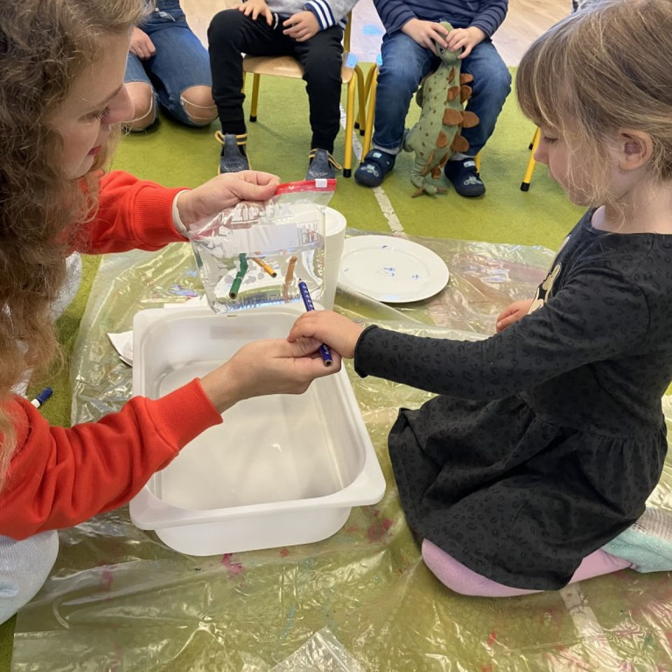 We Love Science - Scientific Experiments