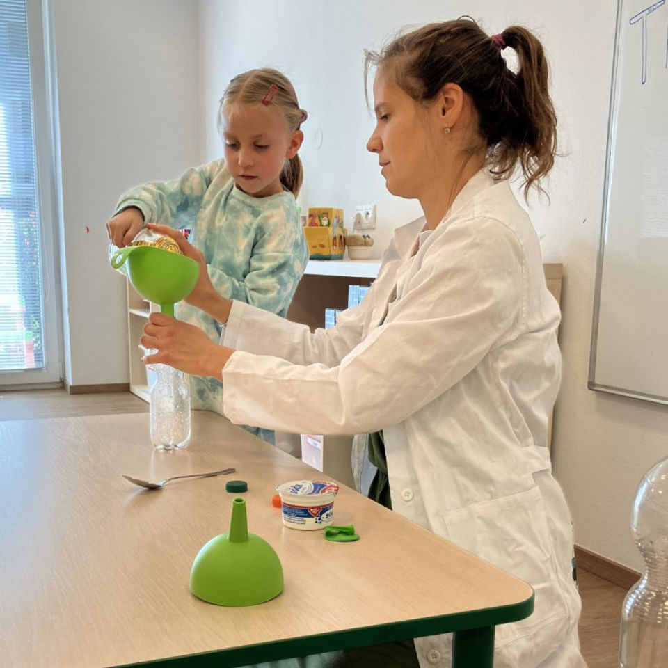 We Love Science - Scientific Experiments