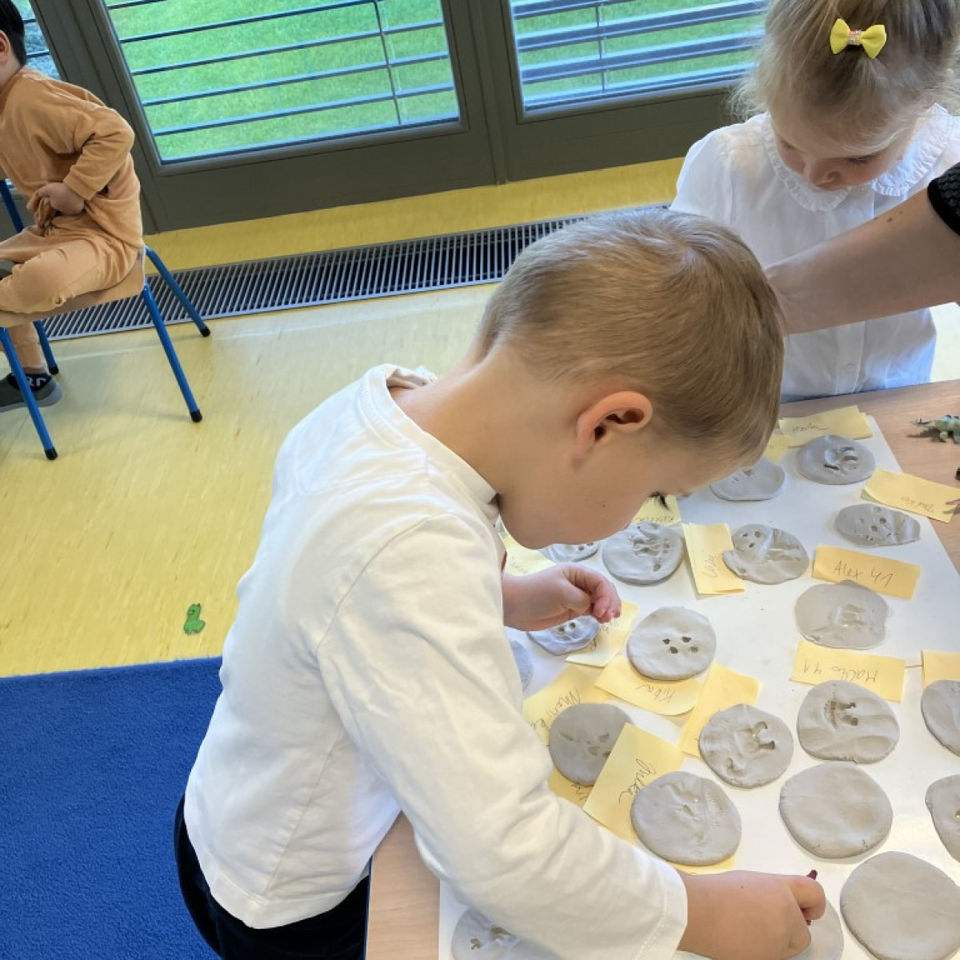 We Love Science - Scientific Experiments