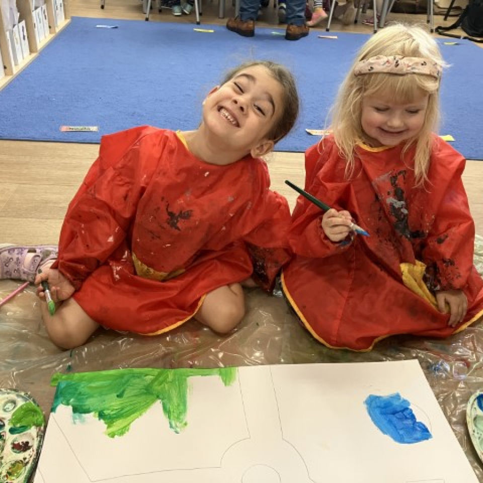 Naše mesto z kartóna