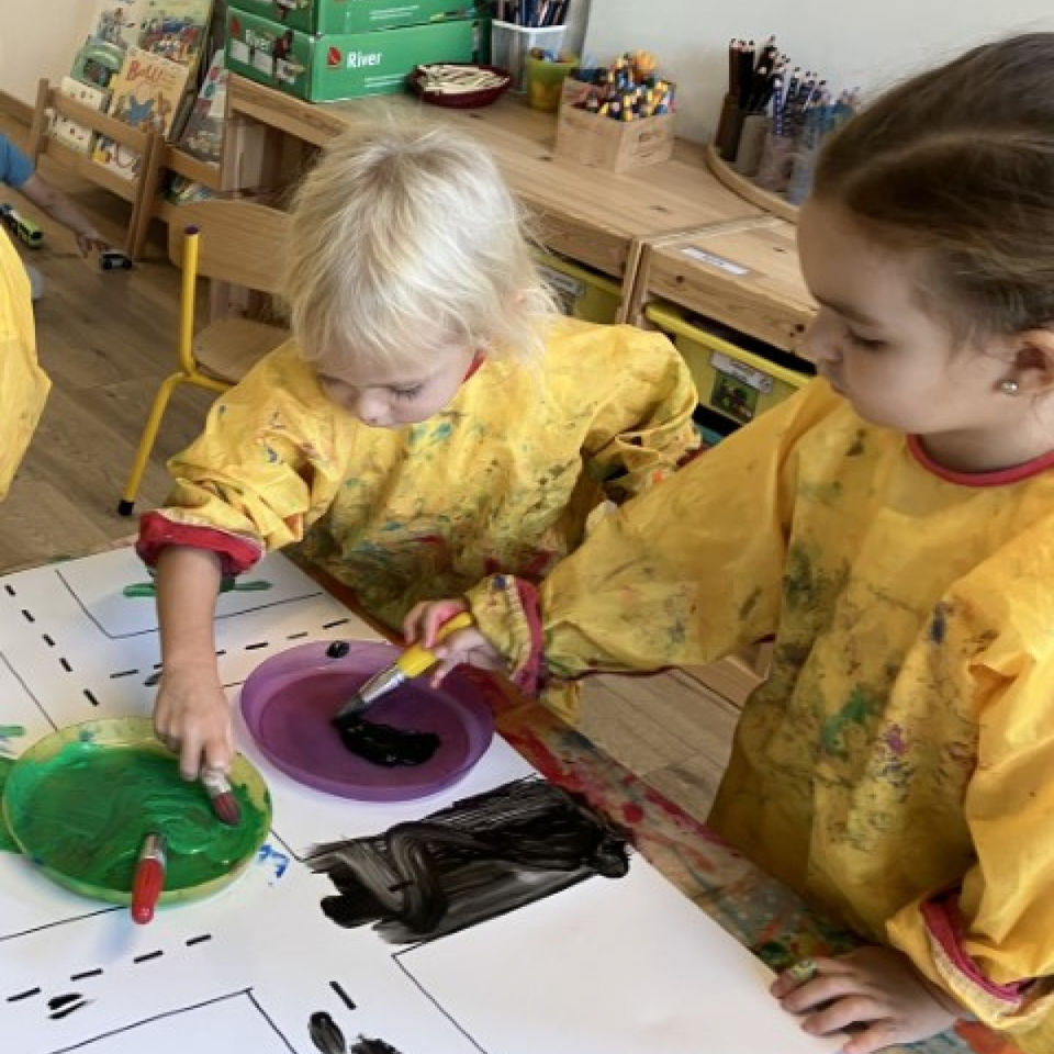 Naše mesto z kartóna