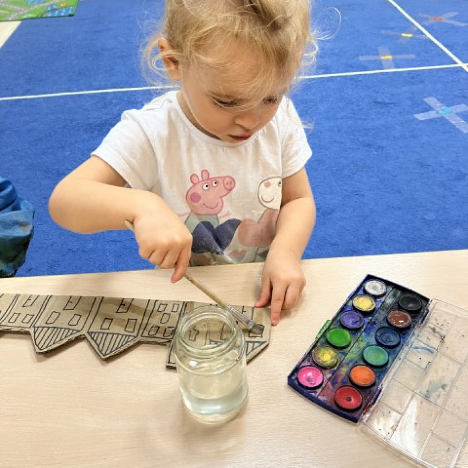 Naše mesto z kartóna