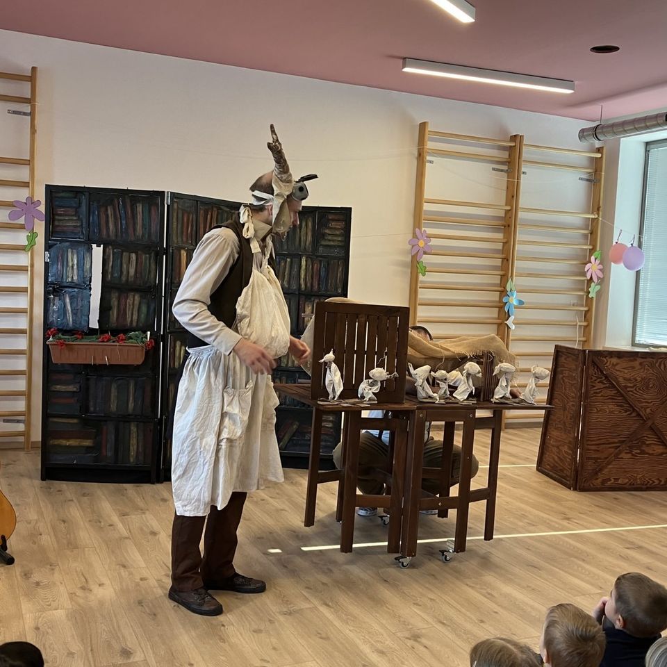 Puppet Performance "Mr. Grimm"