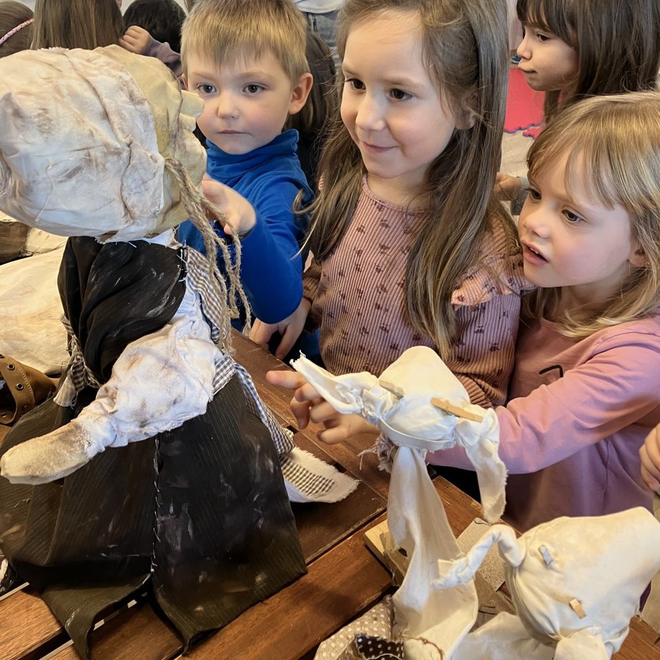 Puppet Performance "Mr. Grimm"