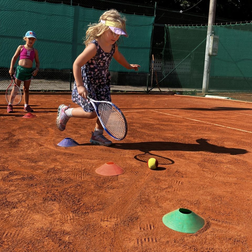 Tenisový kurz