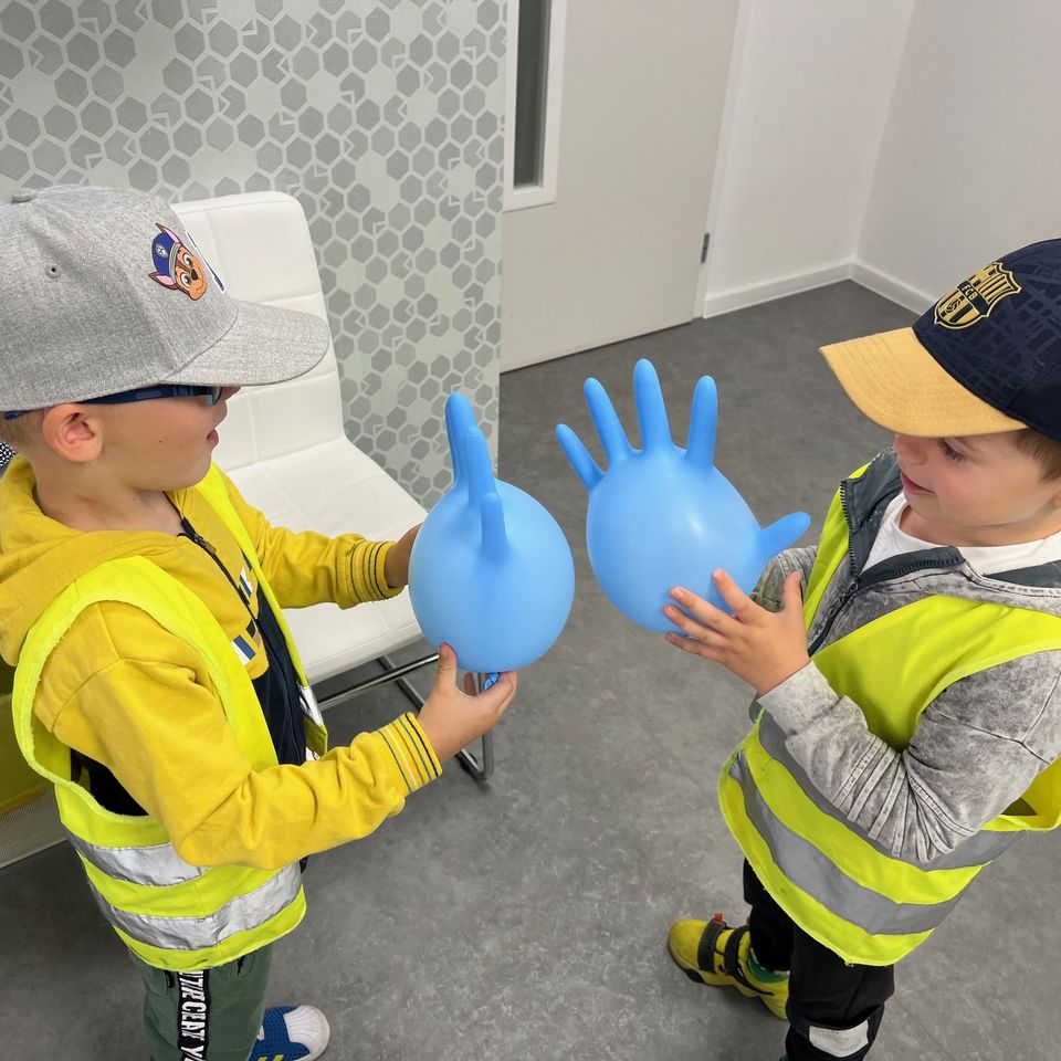 Svet práce - projekt Rodičia učiteľmi