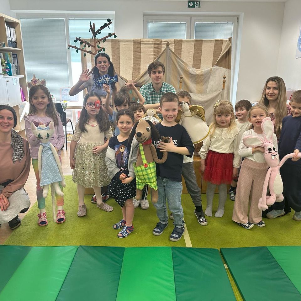 Bábkové predstavenie "O psíčkovi a mačičke"