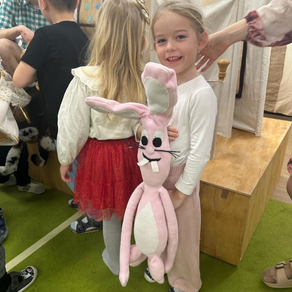 Bábkové predstavenie "O psíčkovi a mačičke"