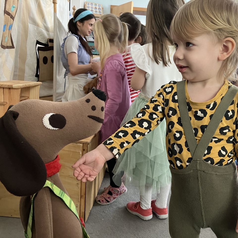 Bábkové predstavenie "O psíčkovi a mačičke"