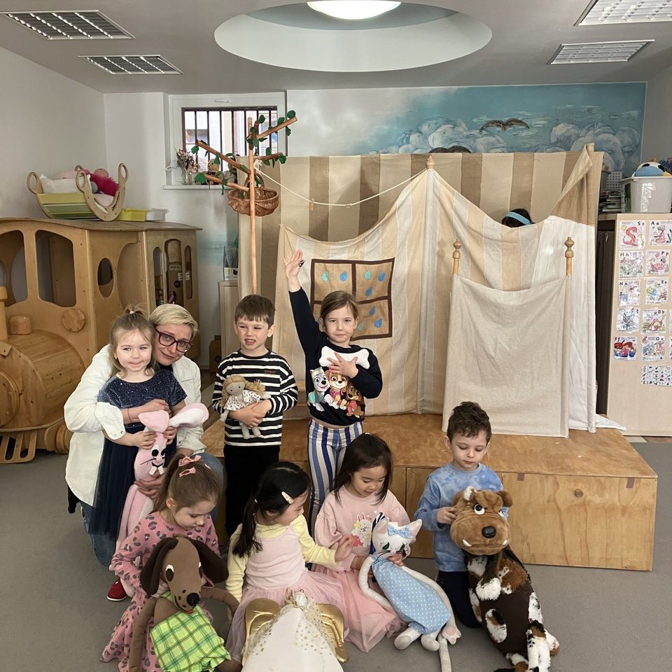 Bábkové predstavenie "O psíčkovi a mačičke"