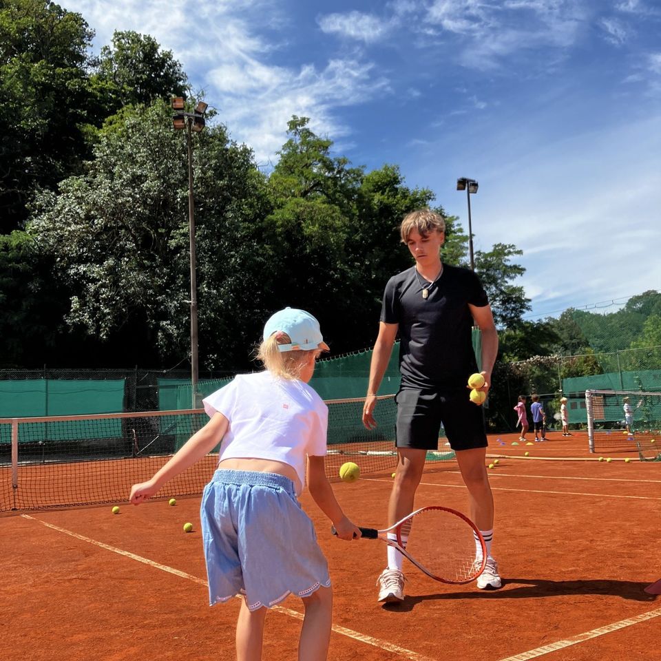 Tenisový kurz