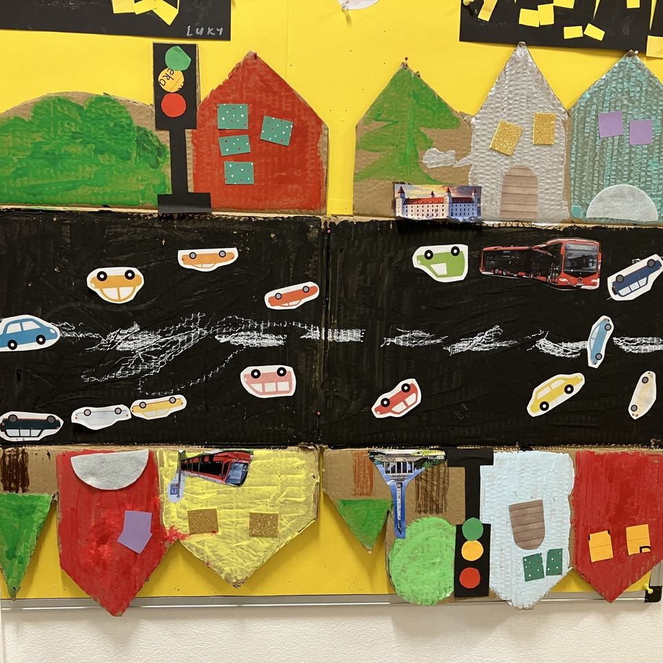 Naše mesto z papiera