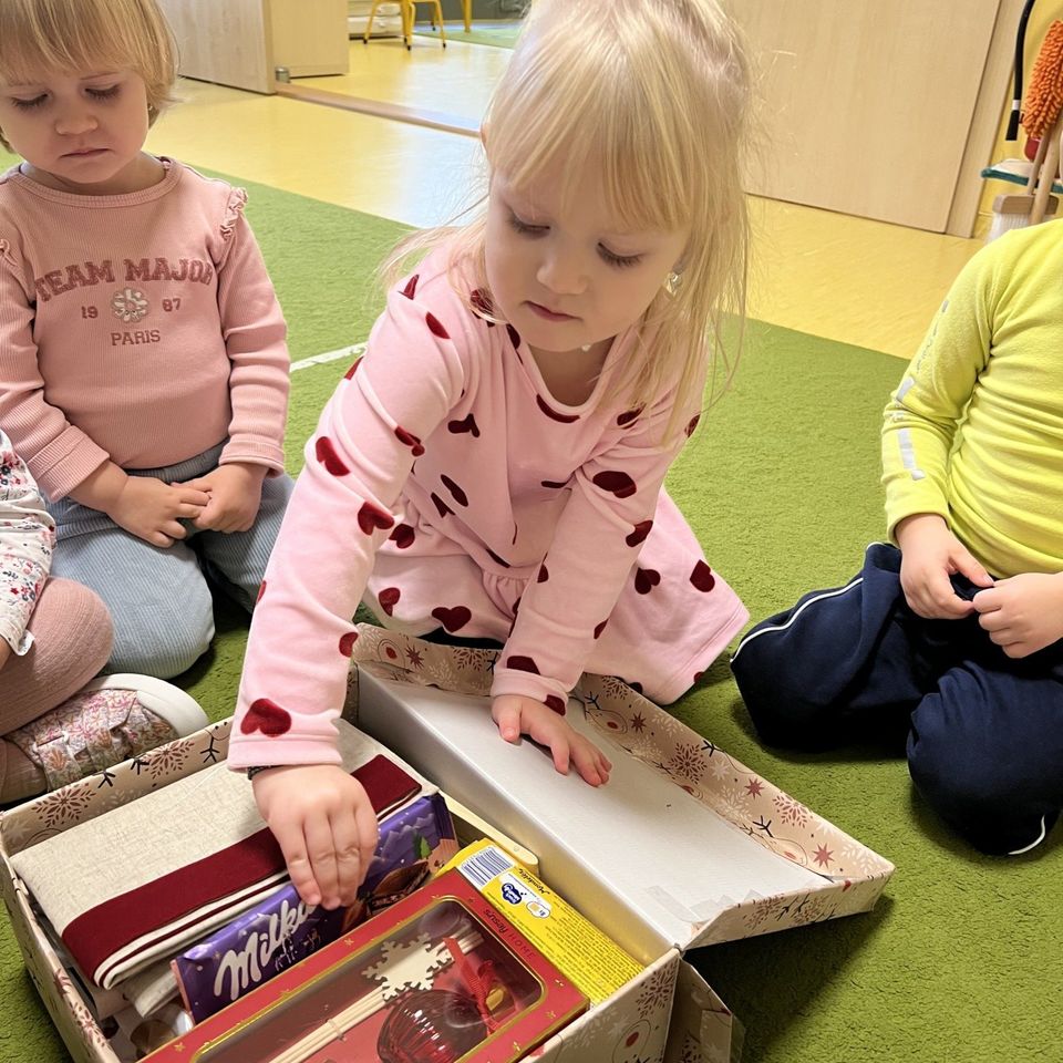 Christmas Shoebox Project