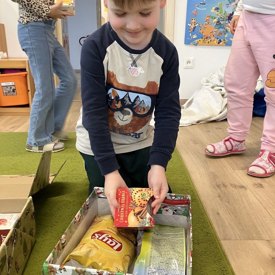 Christmas Shoebox Project