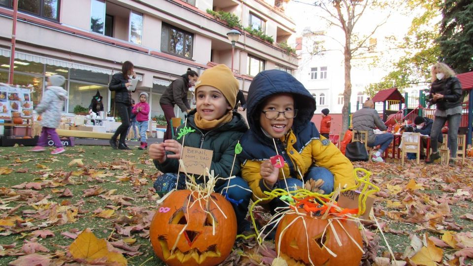 Vyrezávanie spomienok …