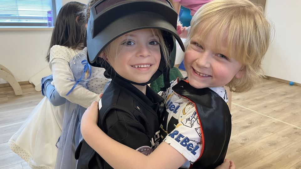 A lovely mask´s time