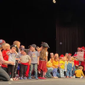 Xmas Performance