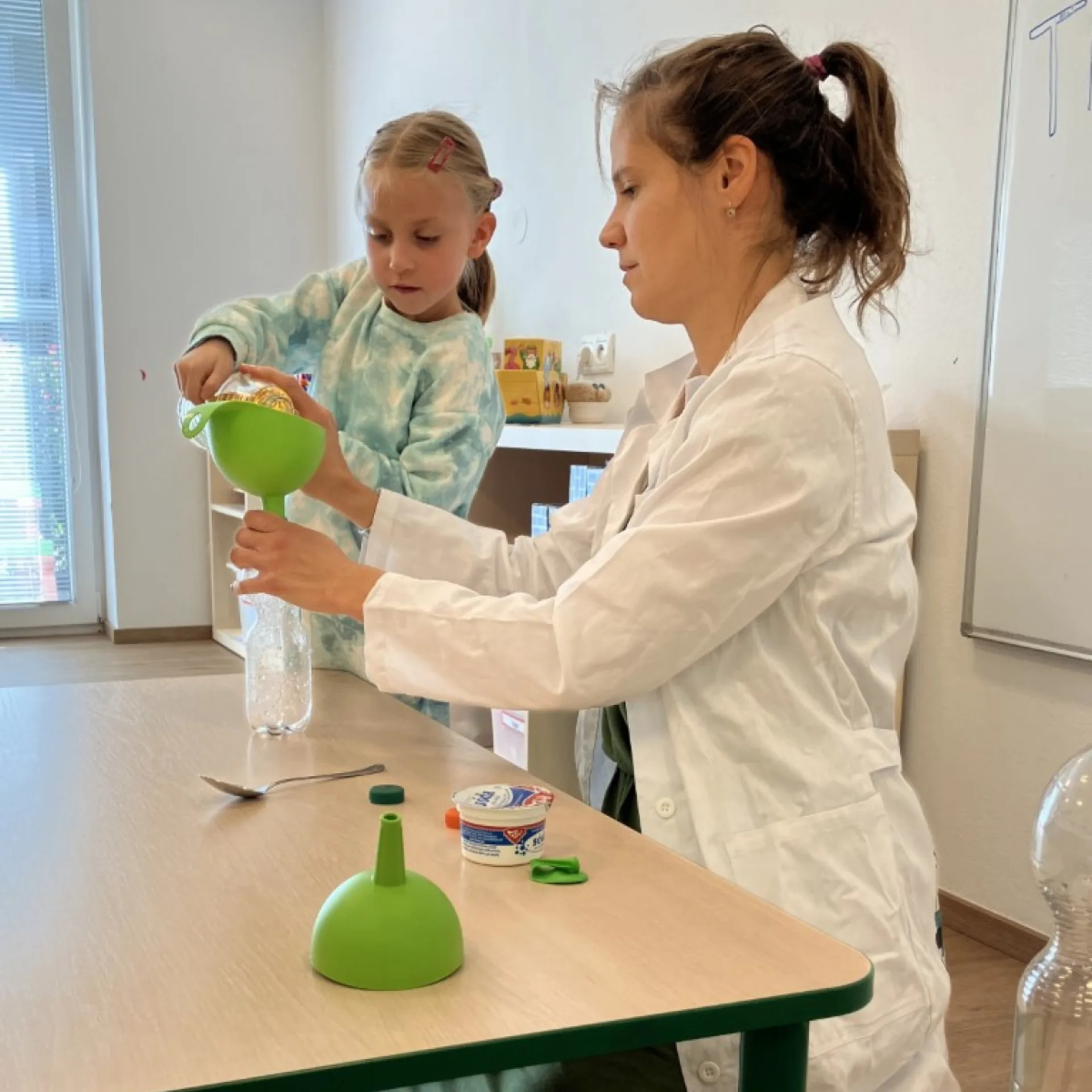 We Love Science - Scientific Experiments