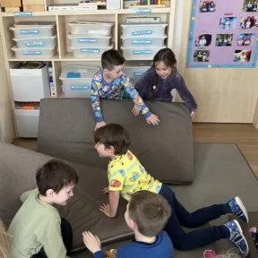 Pyžamový deň na 1. apríla