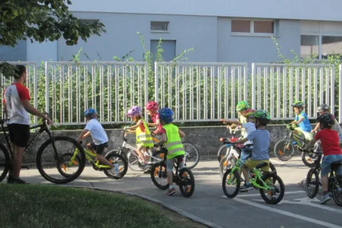 Bicykle patria k letu